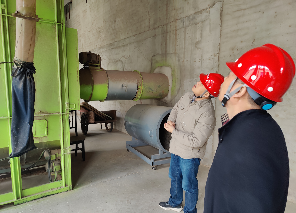 市安全生產第二督導組對區(qū)糧食購銷公司開展專項督導工作