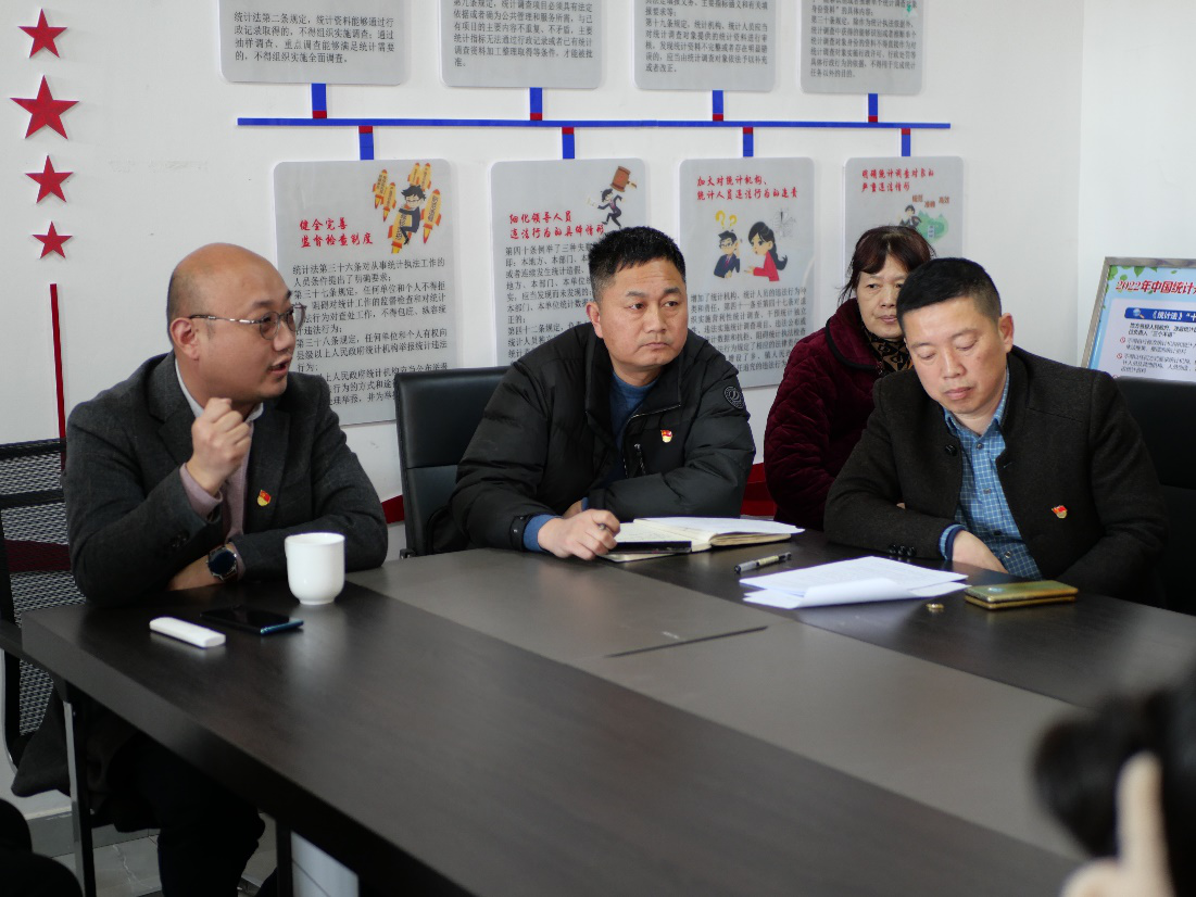 “歸鄉(xiāng)·共筑”田園鄉(xiāng)村項目召開村民座談會